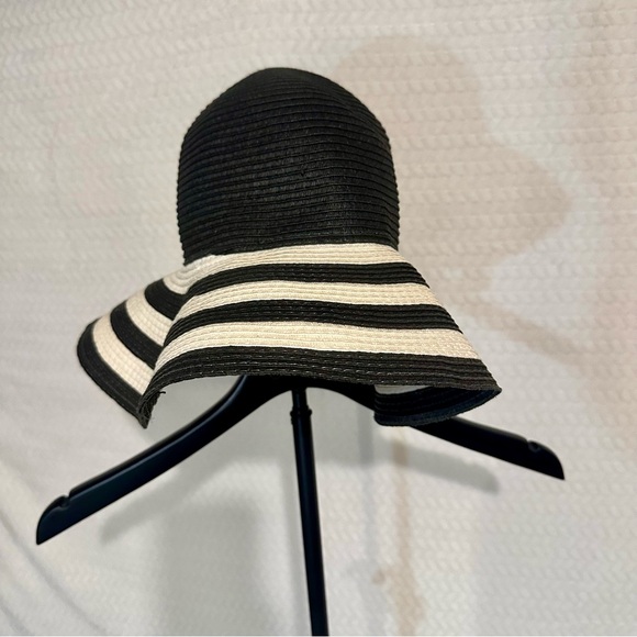 Women’s Black and White Striped Women's Hat - Picture 2 of 3